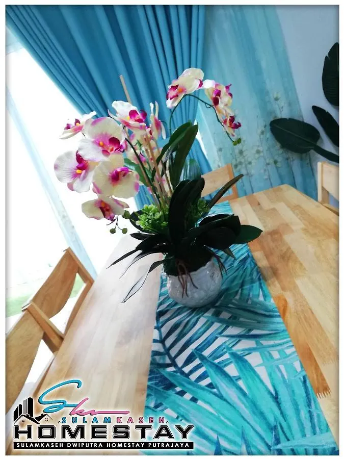 Apartment Sulamkaseh Dwiputra Homestay Putrajaya With 4 Units Ac, 3 Baths, Wifi & Pool View